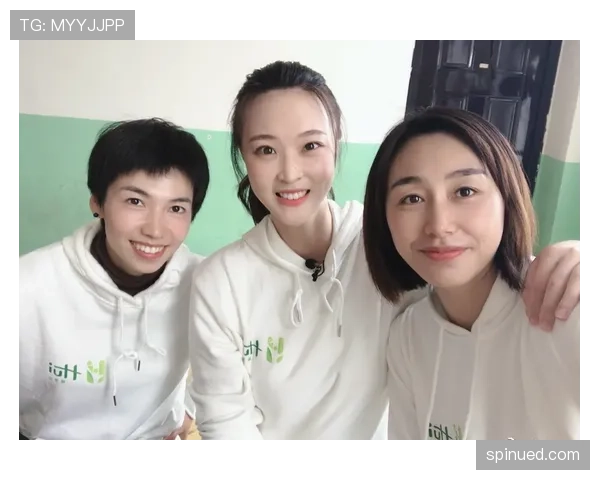 惠若琪退役后这生活也太松弛了吧，泡咖啡晒太阳，完全不像当年场上吼一嗓子能震住全场的人